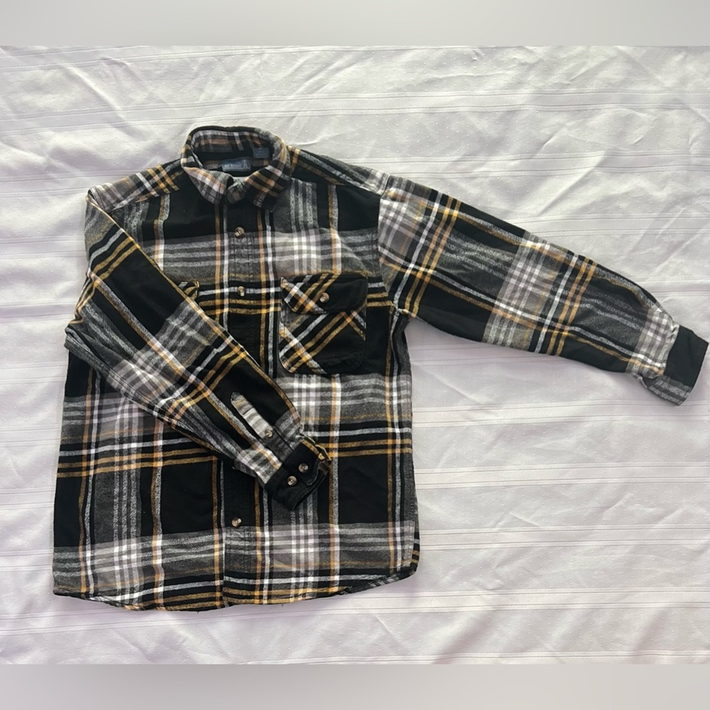 Vintage RK Brand Men’s Black, White, and Yellow Flannel (Size M)